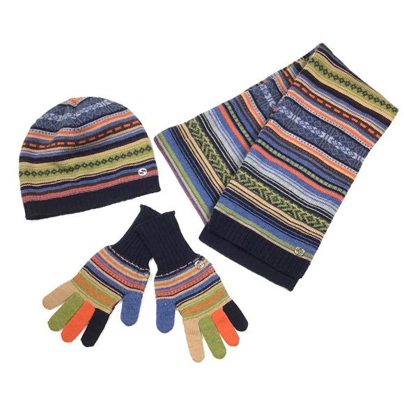 Boys Gucci | Scarf - Hat - Gloves | Bundle - Picture 1 of 3